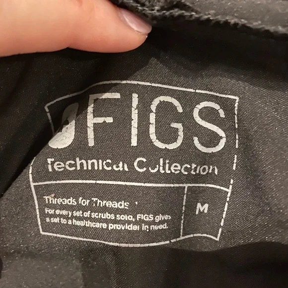 FIGS Kade Cargo Scrub Pant - Picture 3 of 3
